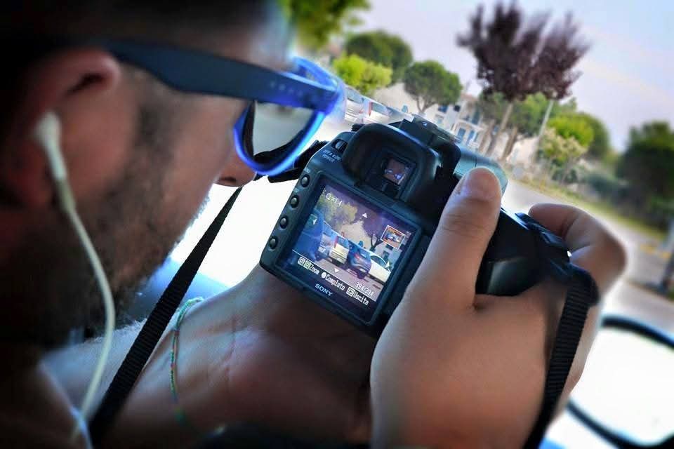 Spiato dal datore di lavoro: quando puoi essere licenziato, quali mezzi può usare e come difenderti